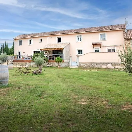 Superbe T4 Clim, Piscine, Vaste Jardin Prive