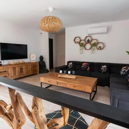 Ferienhaus Superbe T4 Clim, Piscine, Vaste Jardin Prive Laudun